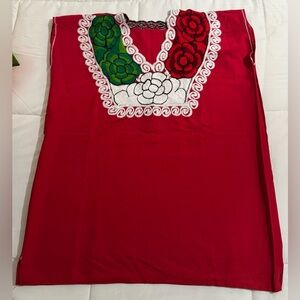 NWOT- Women’s Red Embroidered Floral Tunic Top